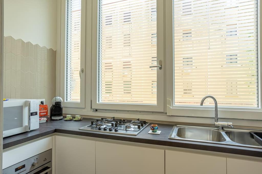 Pisacane Suite Salerno Exteriör bild