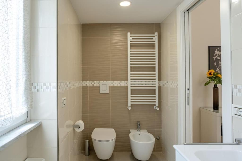 Pisacane Suite Salerno Exteriör bild